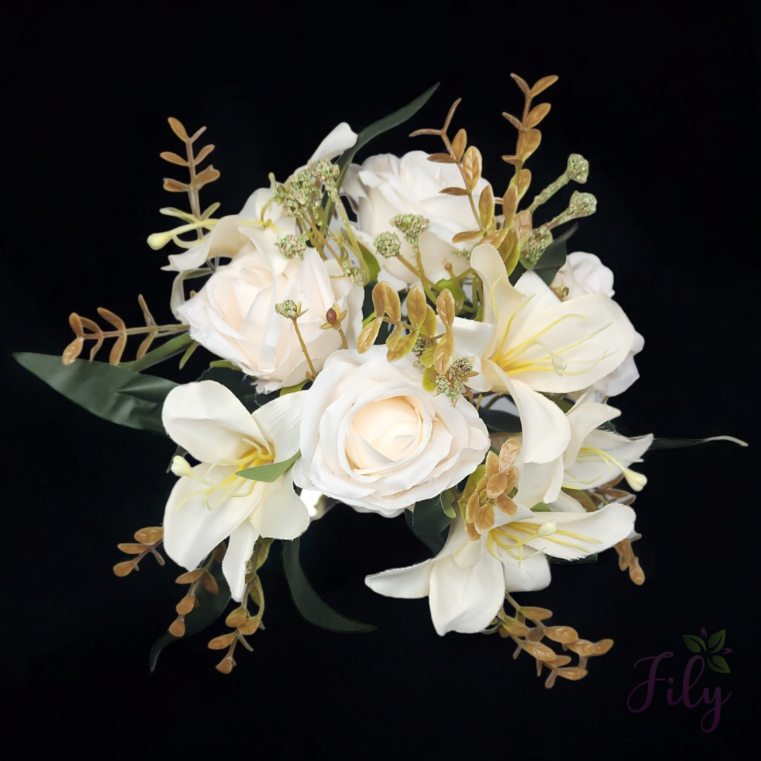 Buque de Rosa e Lirio com 9 Rosas A 35cm x L 20cm - Imagem 5
